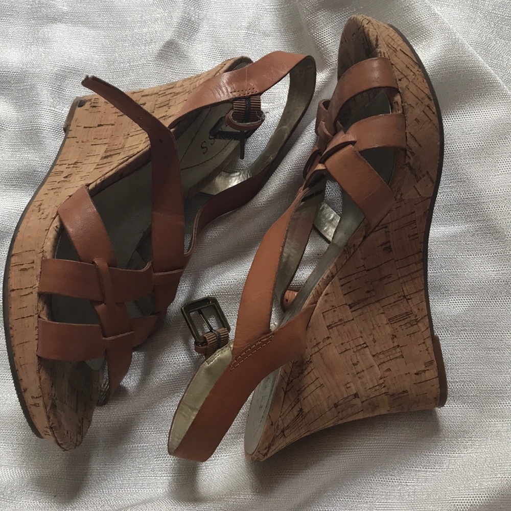 Wedges - Picture 2 of 3